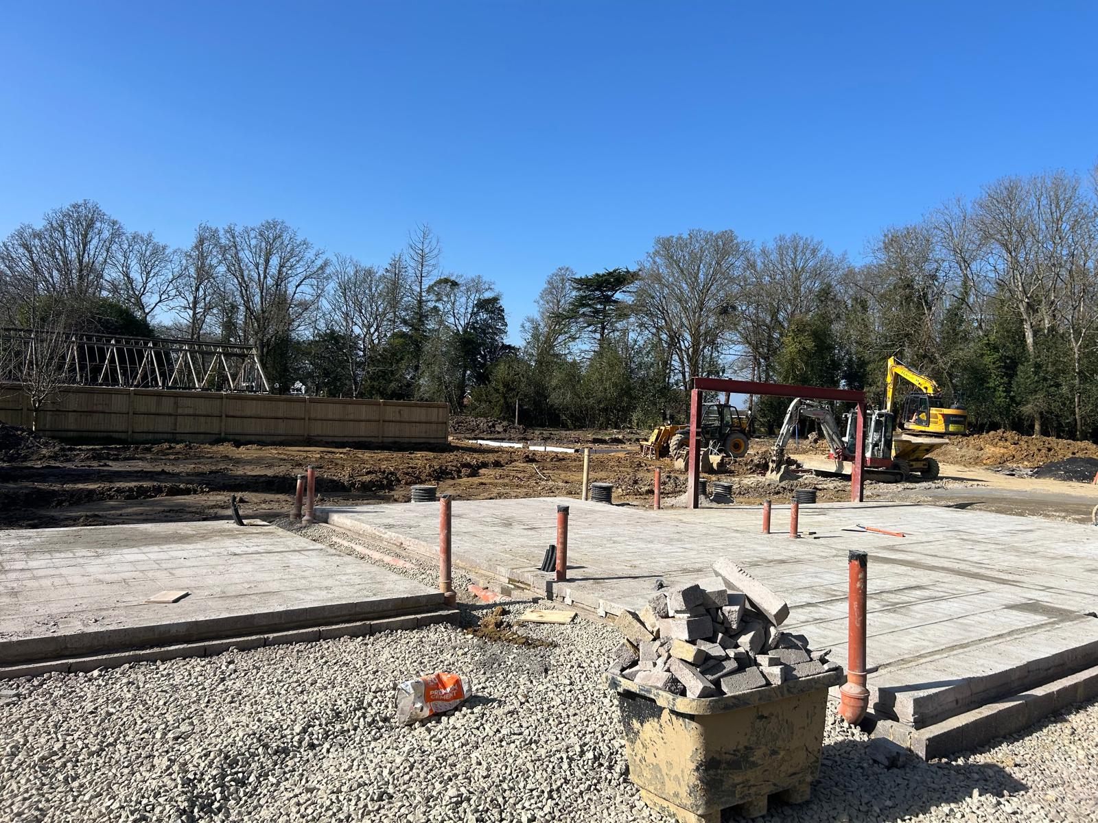 Concrete floor slabs and drainage connections during traditional housing construction